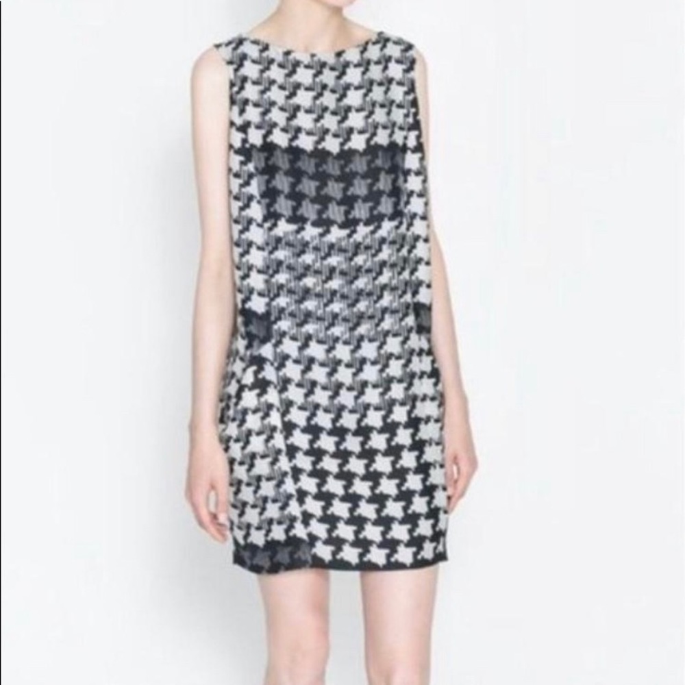 Zara houndstooth patterned shift dress
